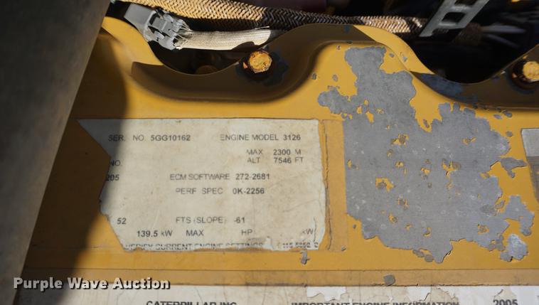 image for item DA1327 2005 Caterpillar 325CL excavator