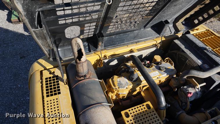 image for item DA1327 2005 Caterpillar 325CL excavator