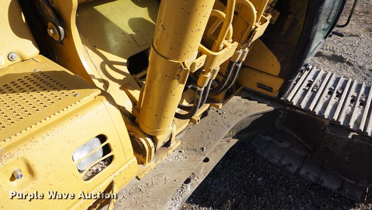 image for item DA1327 2005 Caterpillar 325CL excavator