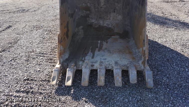 image for item DA1327 2005 Caterpillar 325CL excavator