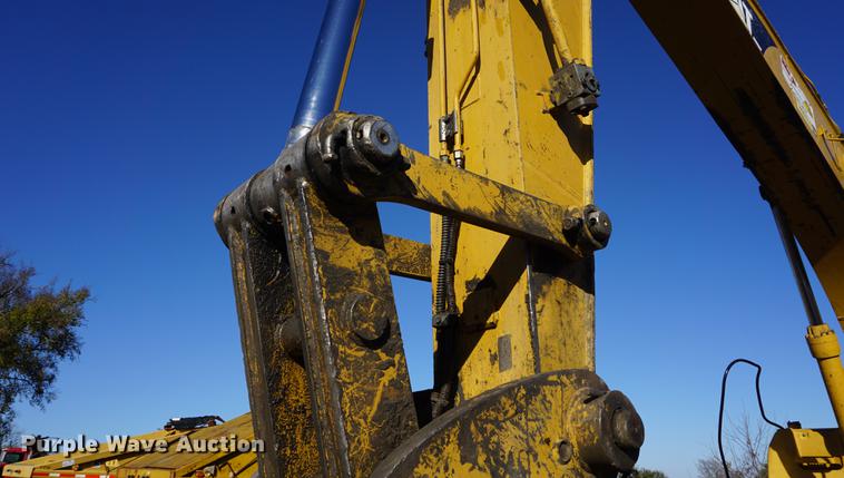 image for item DA1327 2005 Caterpillar 325CL excavator