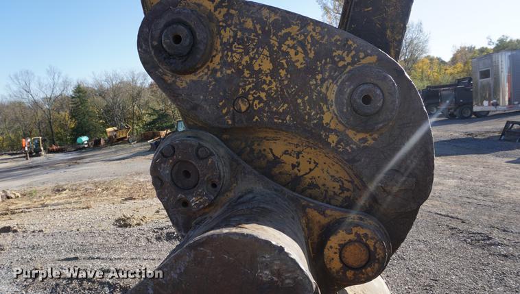 image for item DA1327 2005 Caterpillar 325CL excavator