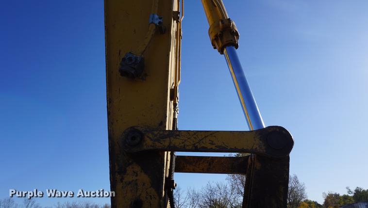 image for item DA1327 2005 Caterpillar 325CL excavator