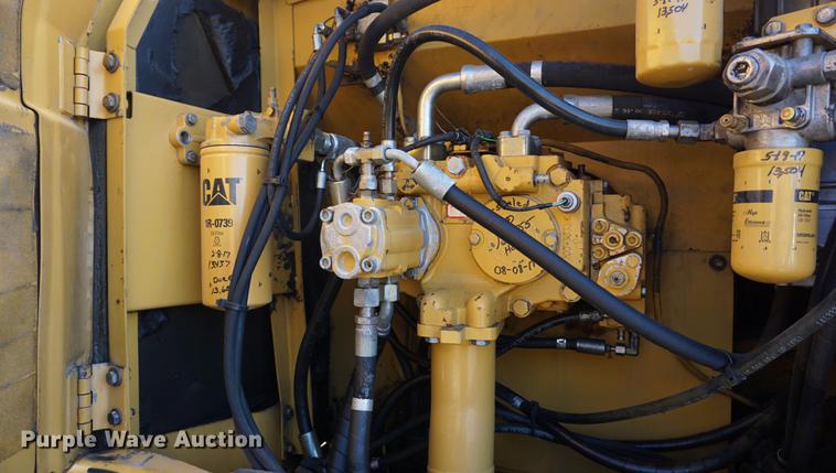 image for item DA1327 2005 Caterpillar 325CL excavator