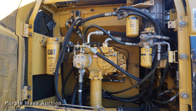 image for item DA1327 2005 Caterpillar 325CL excavator