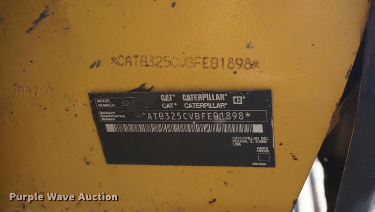 image for item DA1327 2005 Caterpillar 325CL excavator