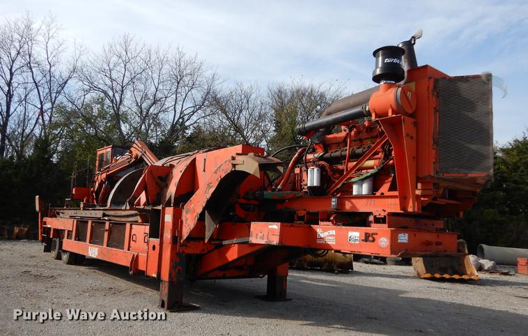 image for item DA1331 Morbark tree / stump and waste recycler / grinder