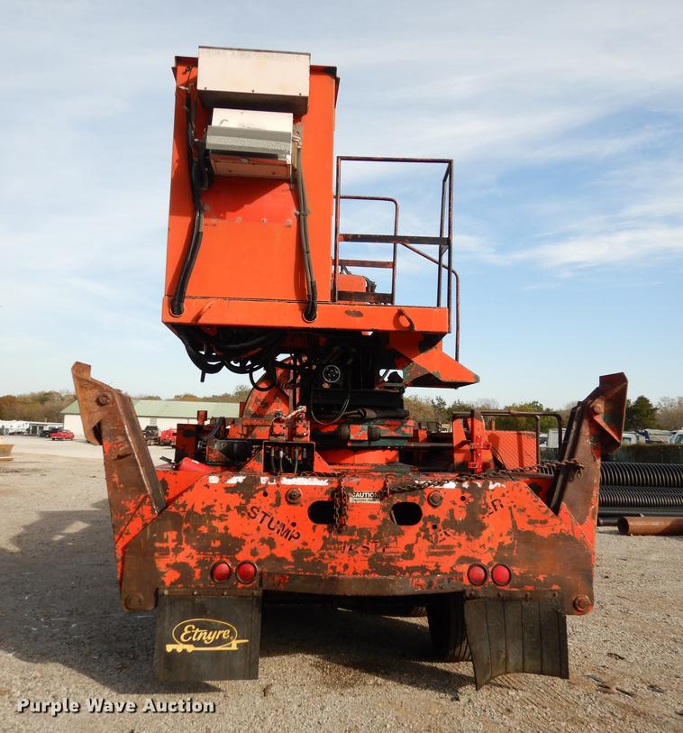 image for item DA1331 Morbark tree / stump and waste recycler / grinder