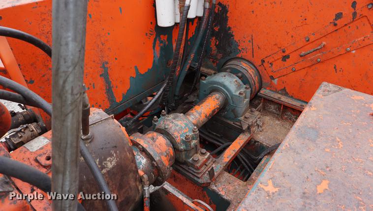 image for item DA1331 Morbark tree / stump and waste recycler / grinder