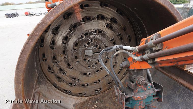 image for item DA1331 Morbark tree / stump and waste recycler / grinder