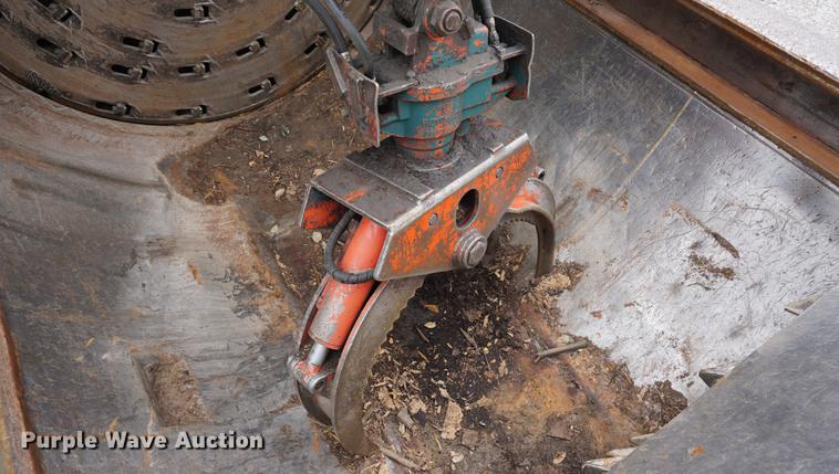 image for item DA1331 Morbark tree / stump and waste recycler / grinder