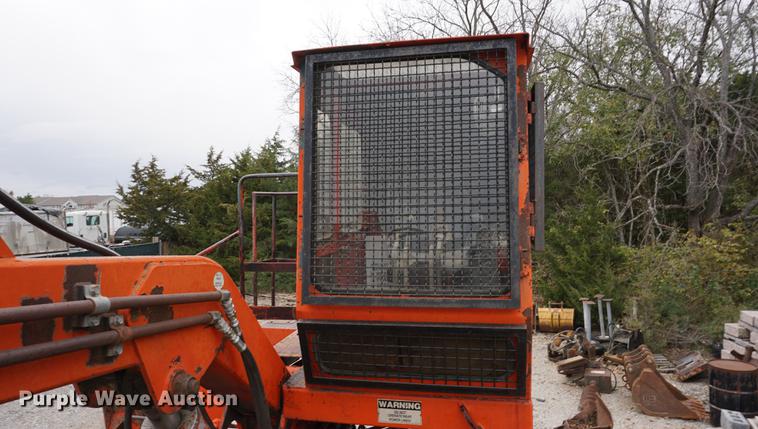 image for item DA1331 Morbark tree / stump and waste recycler / grinder