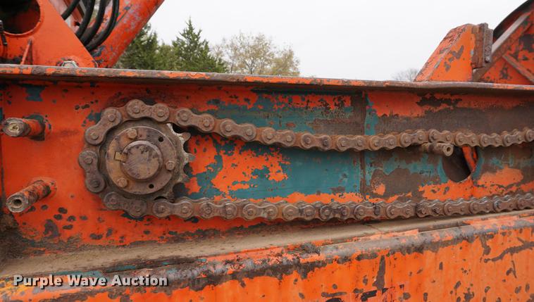 image for item DA1331 Morbark tree / stump and waste recycler / grinder