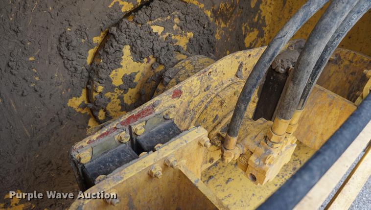image for item DA1332 2006 Bomag BW213PDH-3 single drum roller