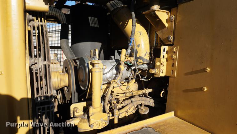 image for item DA1335 1998 Caterpillar 953C track loader