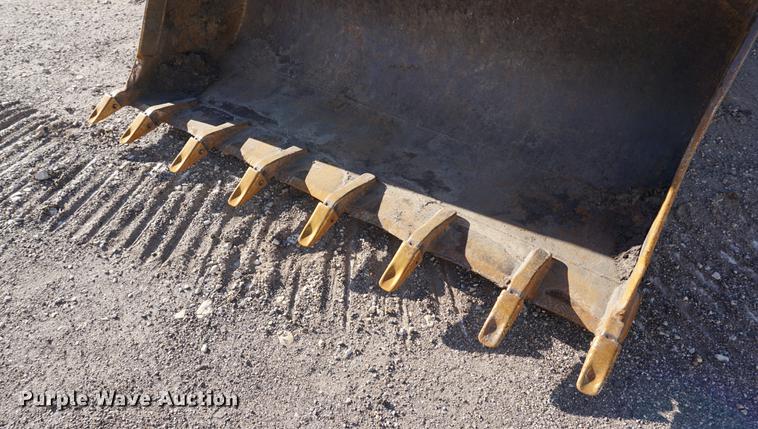 image for item DA1335 1998 Caterpillar 953C track loader