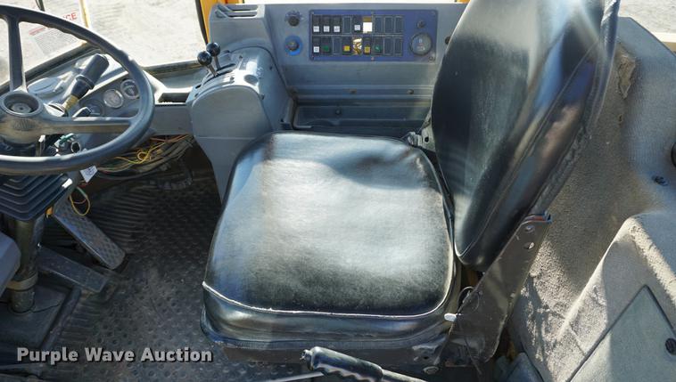 image for item DA1336 1997 Volvo L70C wheel loader