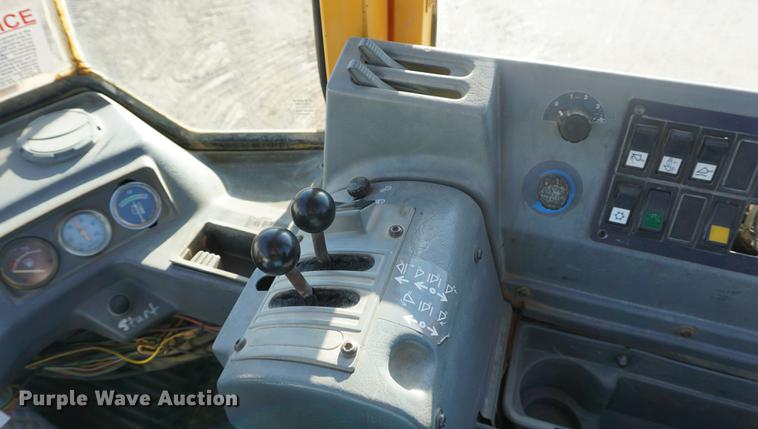image for item DA1336 1997 Volvo L70C wheel loader