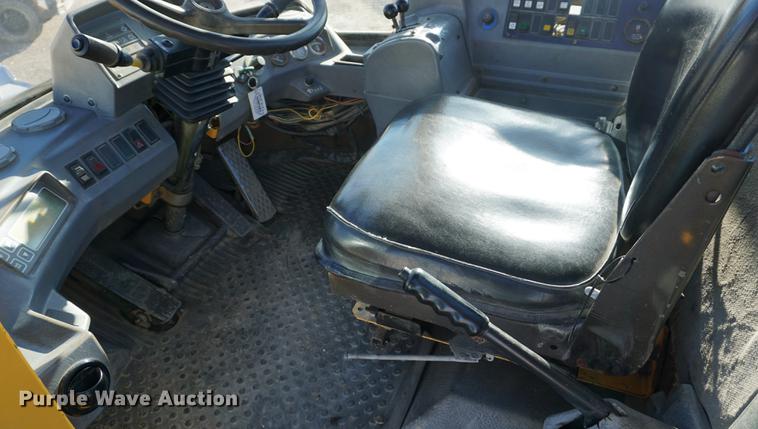 image for item DA1336 1997 Volvo L70C wheel loader