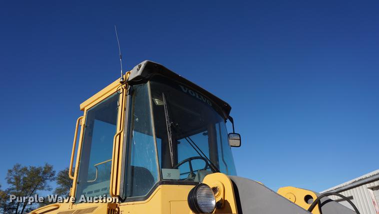 image for item DA1336 1997 Volvo L70C wheel loader