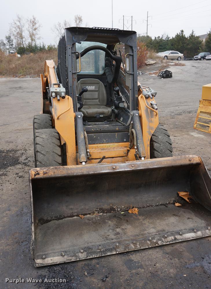 image for item DA1402 2013 Case SV300 skid steer