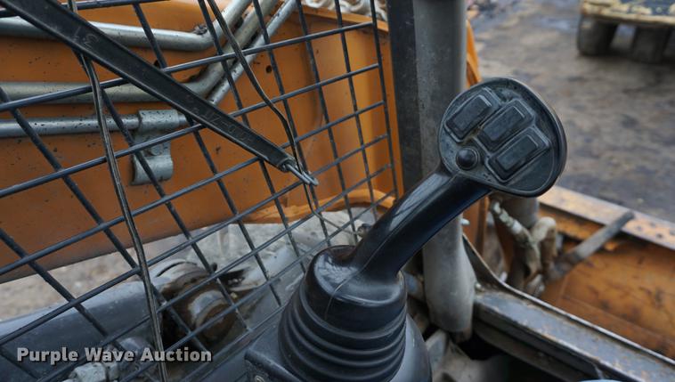 image for item DA1402 2013 Case SV300 skid steer