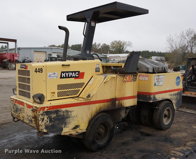 image for item DA1403 2006 Hypac C530AH pneumatic roller