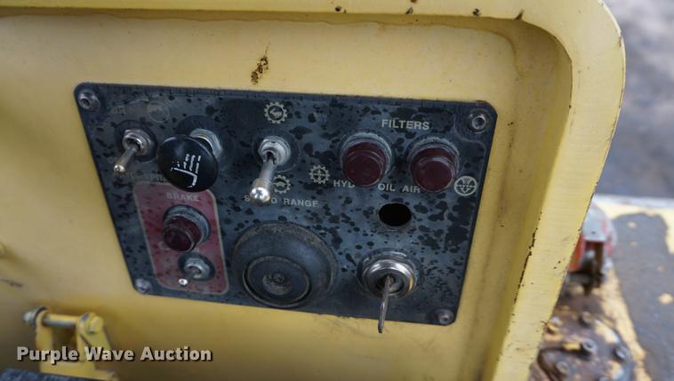 image for item DA1403 2006 Hypac C530AH pneumatic roller