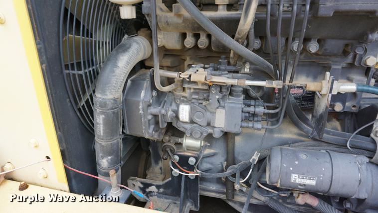 image for item DA1403 2006 Hypac C530AH pneumatic roller