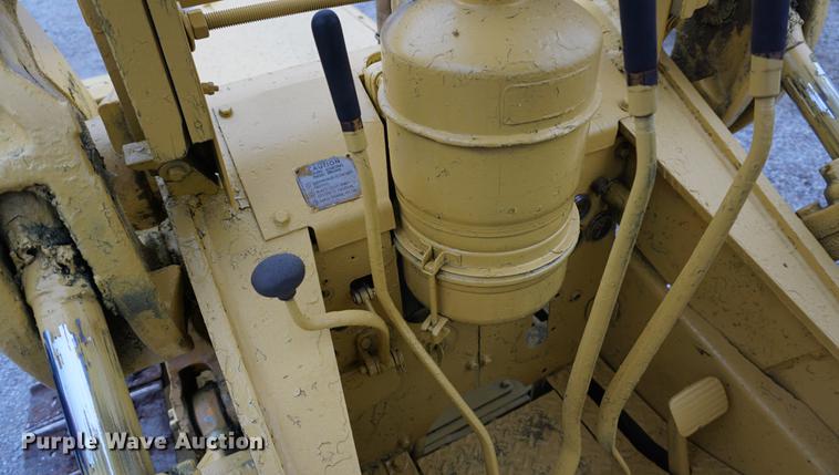 image for item DA1413 1955 Caterpillar 955 track loader