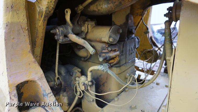 image for item DA1413 1955 Caterpillar 955 track loader