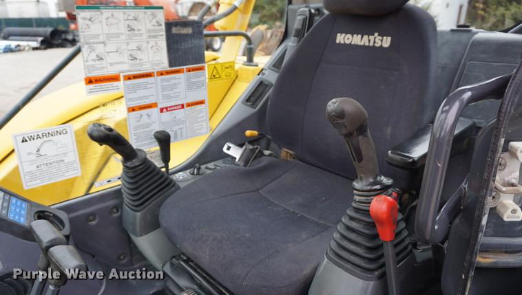 image for item DA1414 2013 Komatsu PC88MR-8 mini excavator
