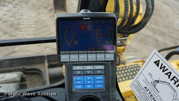 image for item DA1414 2013 Komatsu PC88MR-8 mini excavator