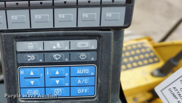 image for item DA1414 2013 Komatsu PC88MR-8 mini excavator