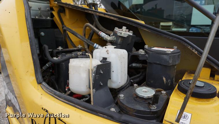 image for item DA1414 2013 Komatsu PC88MR-8 mini excavator