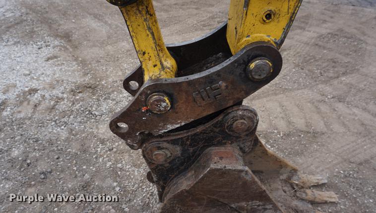 image for item DA1414 2013 Komatsu PC88MR-8 mini excavator