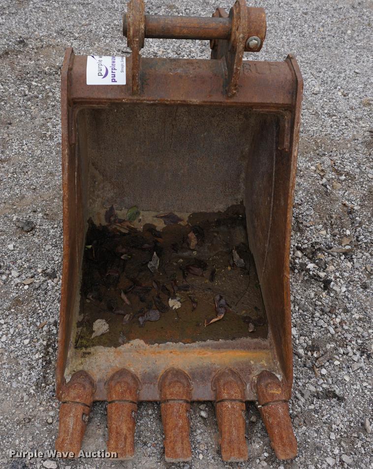 image for item DA1421 WB excavator bucket