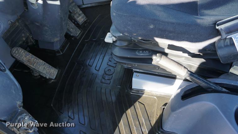 image for item DA1422 2013 Komatsu WA200-6 wheel loader