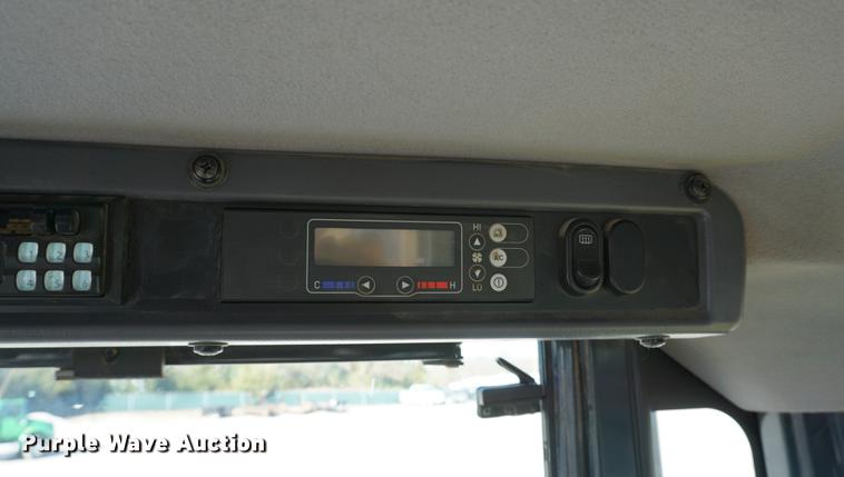 image for item DA1422 2013 Komatsu WA200-6 wheel loader