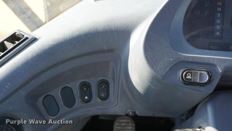 image for item DA1422 2013 Komatsu WA200-6 wheel loader