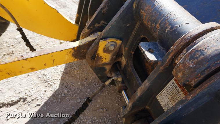 image for item DA1422 2013 Komatsu WA200-6 wheel loader