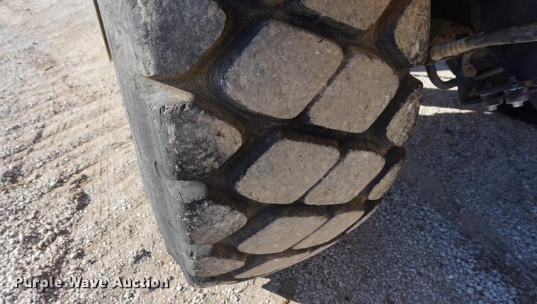 image for item DA1422 2013 Komatsu WA200-6 wheel loader