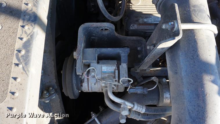 image for item DA1423 2013 Komatsu PC360LC-10 excavator