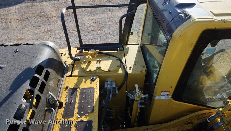 image for item DA1423 2013 Komatsu PC360LC-10 excavator