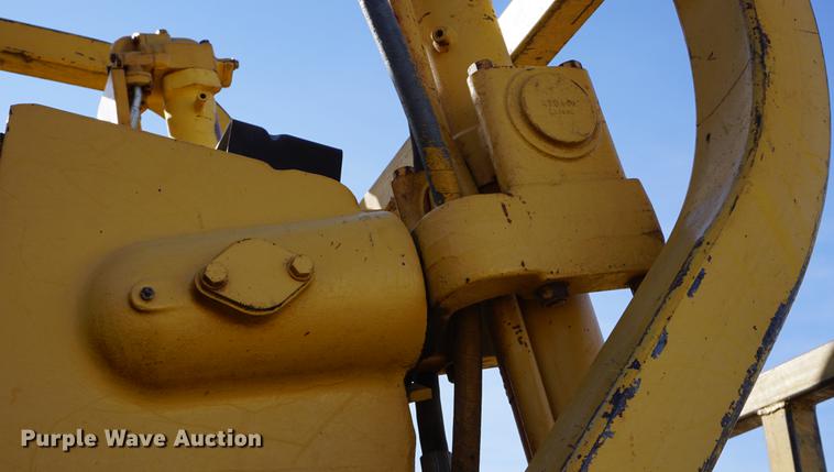 image for item DA1434 1988 Caterpillar D7H dozer
