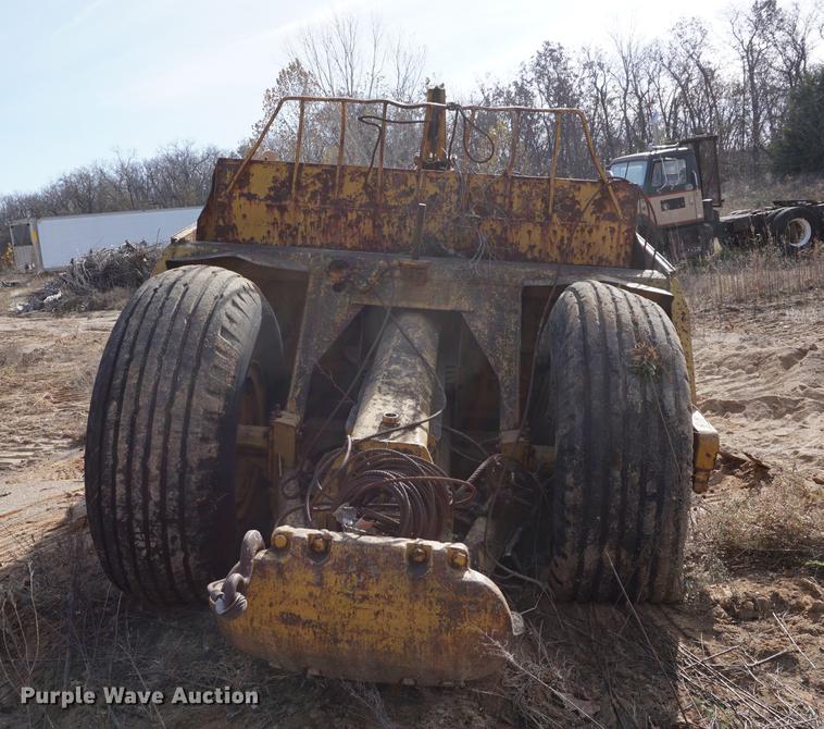 image for item DA1436 1957 Caterpillar 435 scraper