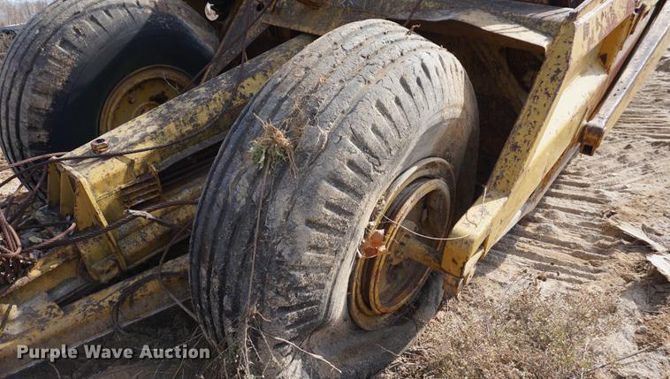 image for item DA1436 1957 Caterpillar 435 scraper