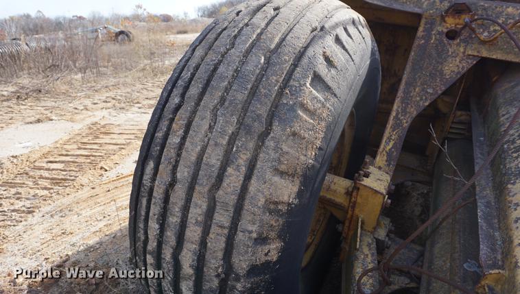 image for item DA1436 1957 Caterpillar 435 scraper