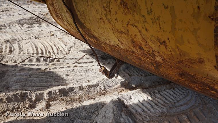 image for item DA1436 1957 Caterpillar 435 scraper