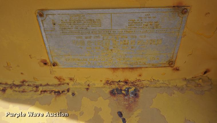 image for item DA1436 1957 Caterpillar 435 scraper